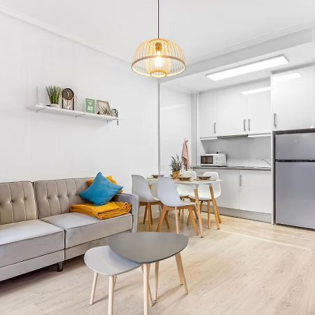 Apartamento Estefany A 100 M De Playa ตอร์เรเวียคา ภายนอก รูปภาพ