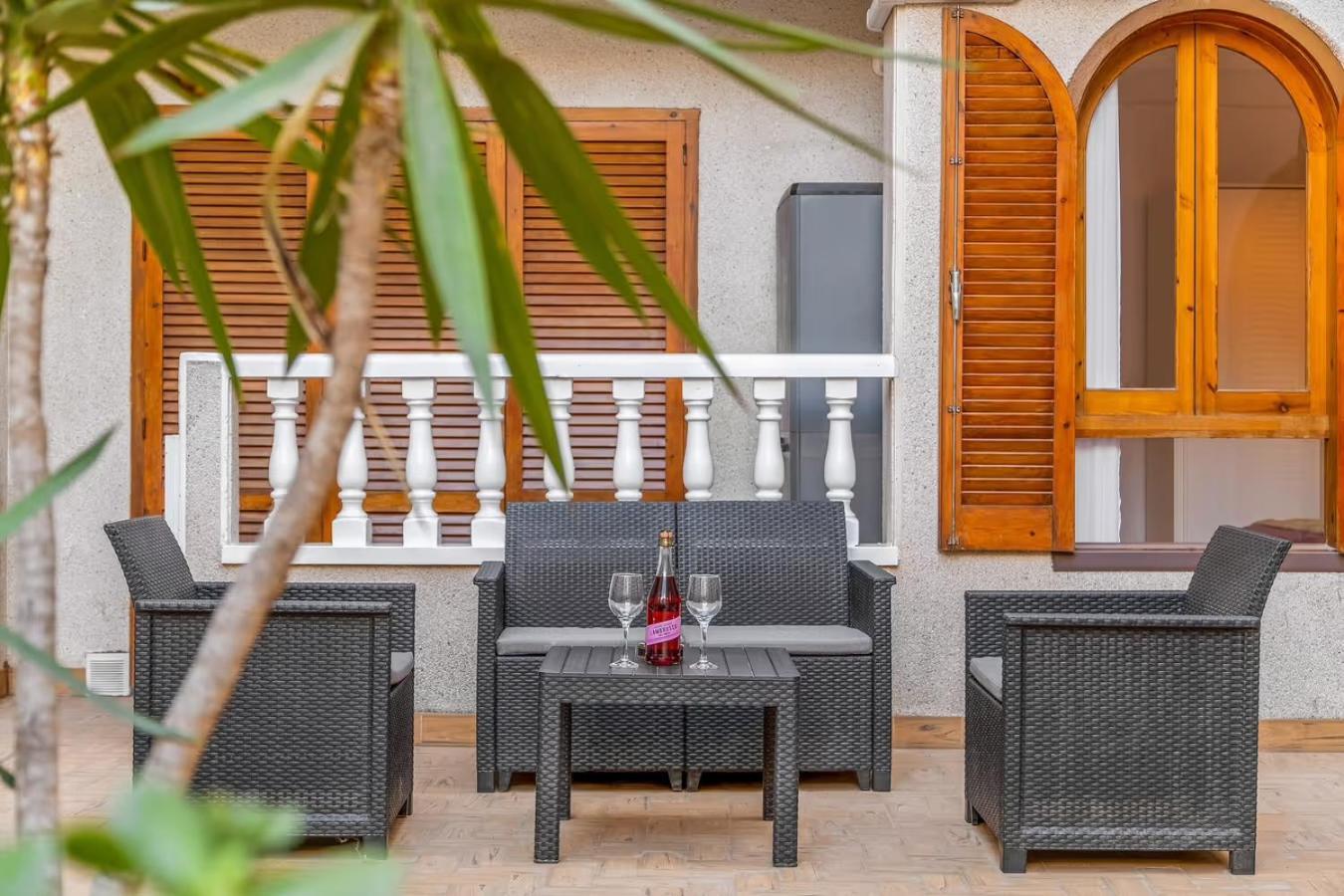 Apartamento Estefany A 100 M De Playa ตอร์เรเวียคา ภายนอก รูปภาพ